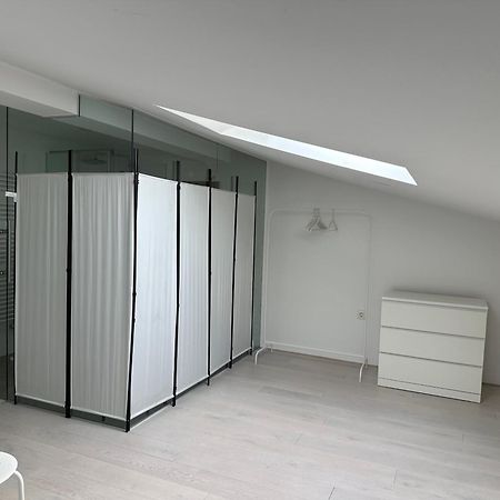 Black & White Apartments Rozna Dolina Ljubljana Extérieur photo